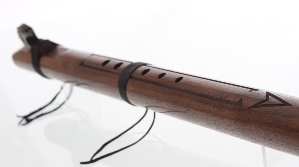 Native American flute - Condor Bass C Flute - Walnut