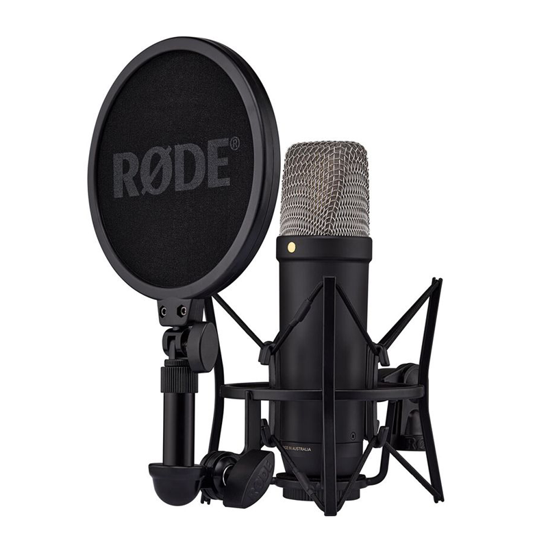 RØDE NT1 5th Generation black condenser microphone with shock mount