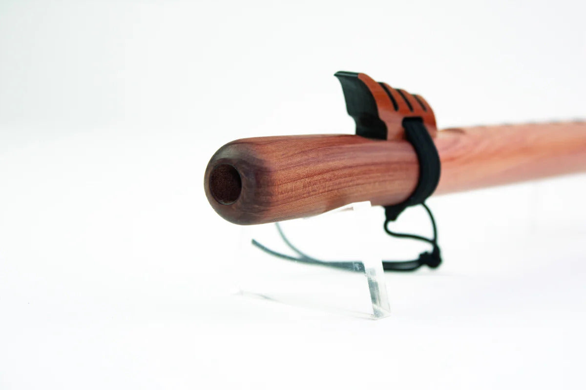 Compact 6-hole Native American style flute in A minor aromatic cedar