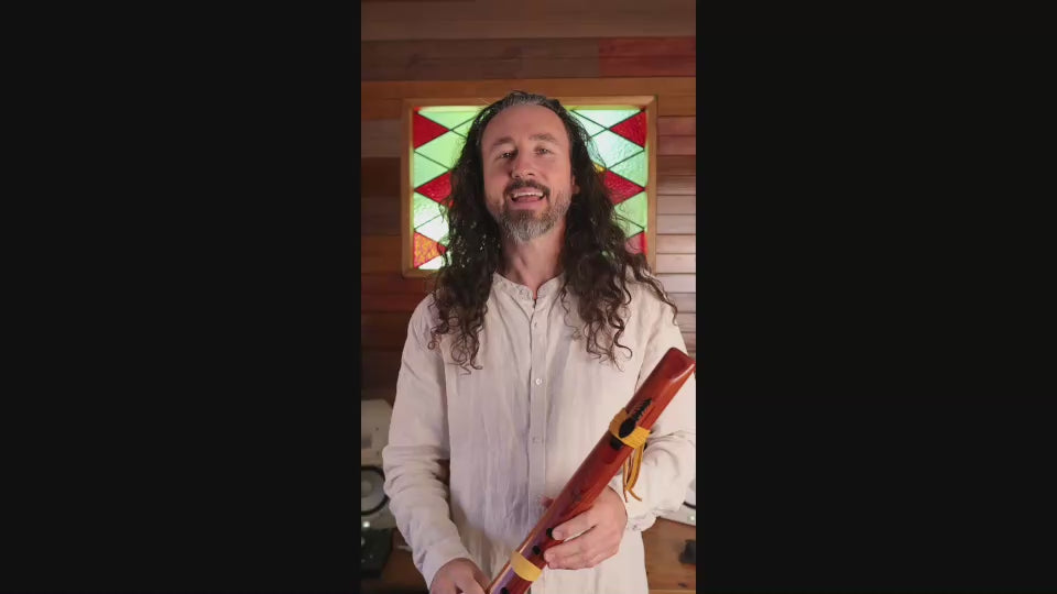 How to play High Spirits Condor Bass D Flute - Aromatic Cedar