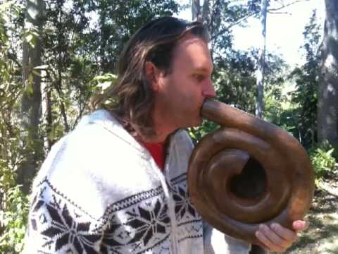 Video Spiral Didgeridoo
