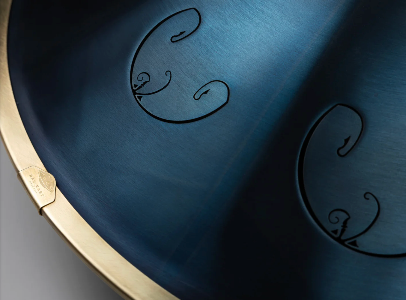 Beginner friendly RAV Vast B Celtic Minor handpan in indigo finish
