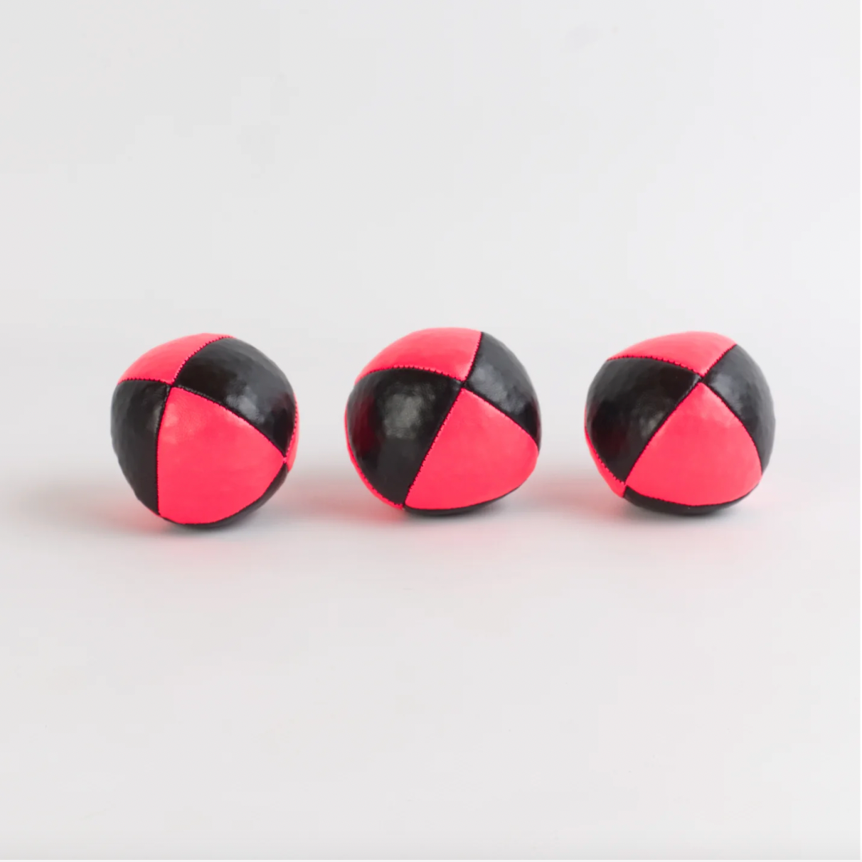 Pro Neon Juggling ball - pink black