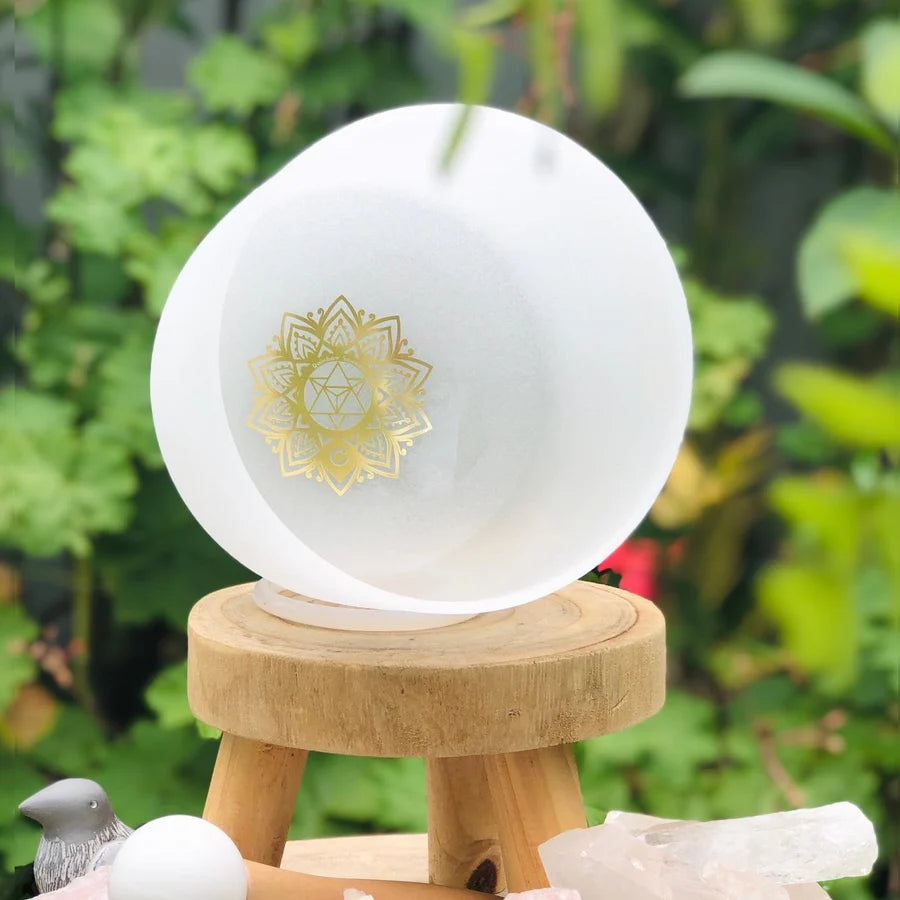 High purity quartz singing bowls tuned to 432hz frequency